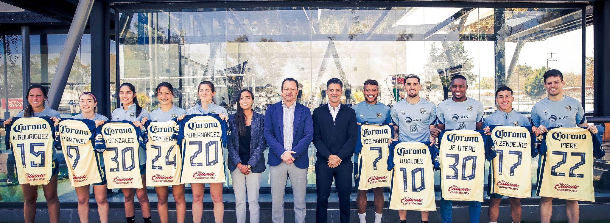 América incorporó a diez nuevas personas para sus equipos en la rama femenil y varonil (Foto: Twitter/@ClubAmerica)